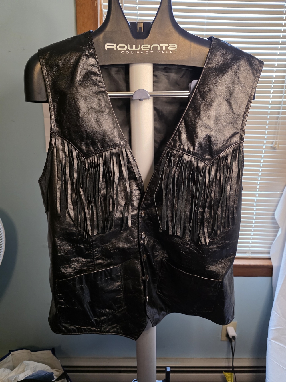 Vintage Women’s Black Faux Leather Fringe Vest - Sleeveless Western Style